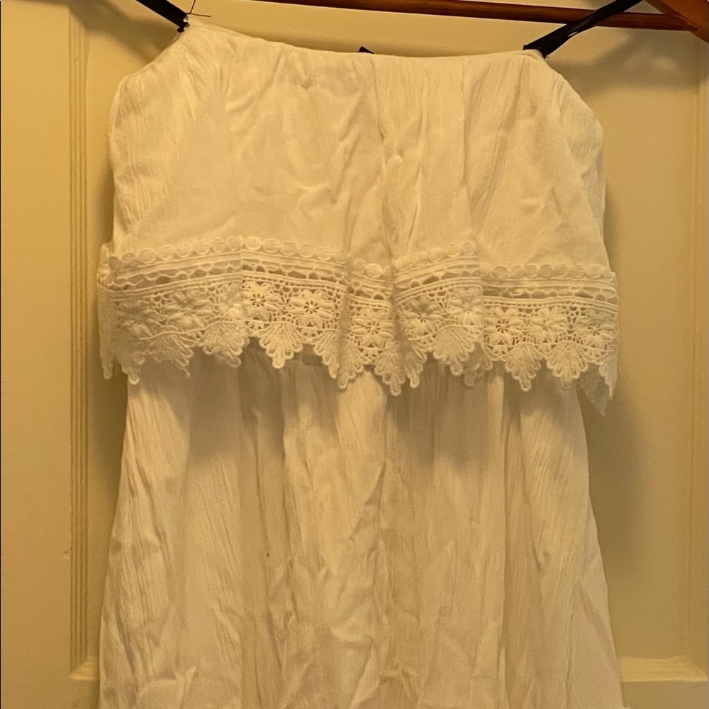 Forever 21 White Lace Strapless Dress Small